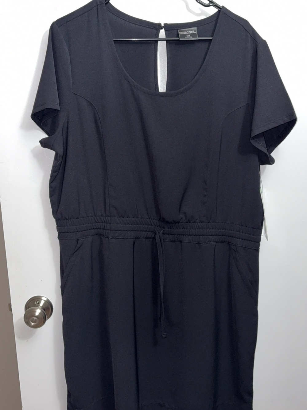 32 Degrees Black Short Sleeve Drawstring Dress